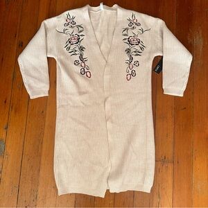 Lapis Oversized Long Cream Embroidered Knit Sweater Size Small